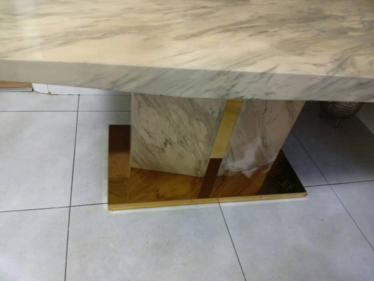 Dinning table - Image 3