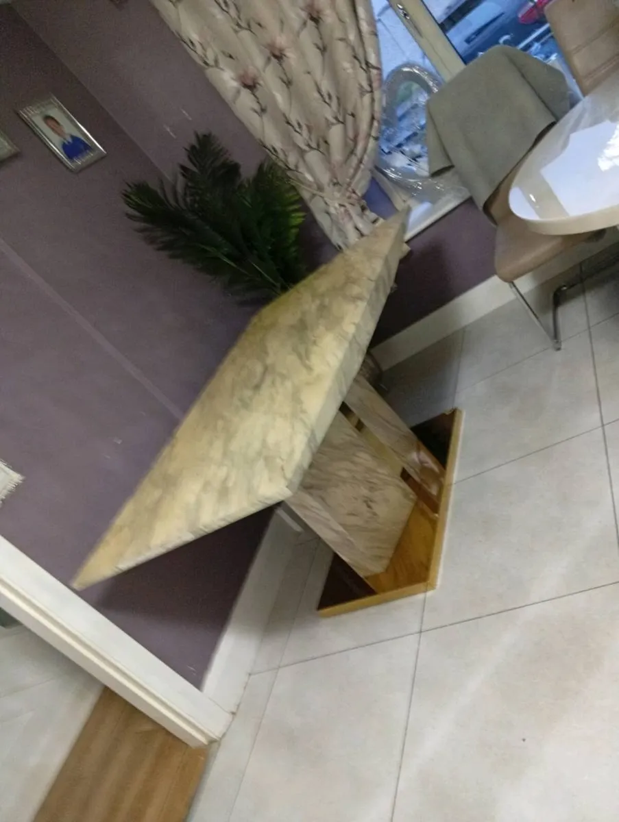 Dinning table - Image 4