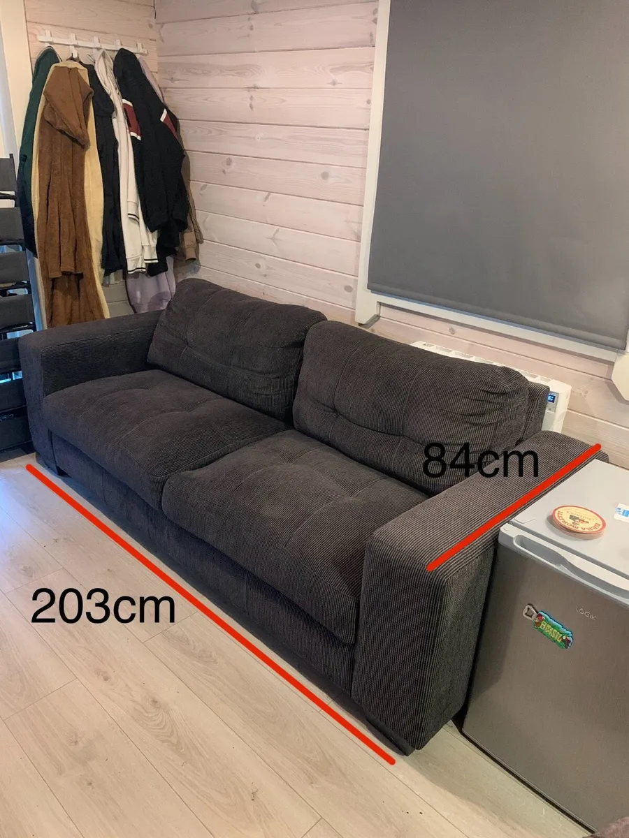 Grey fabric sofa - Image 2