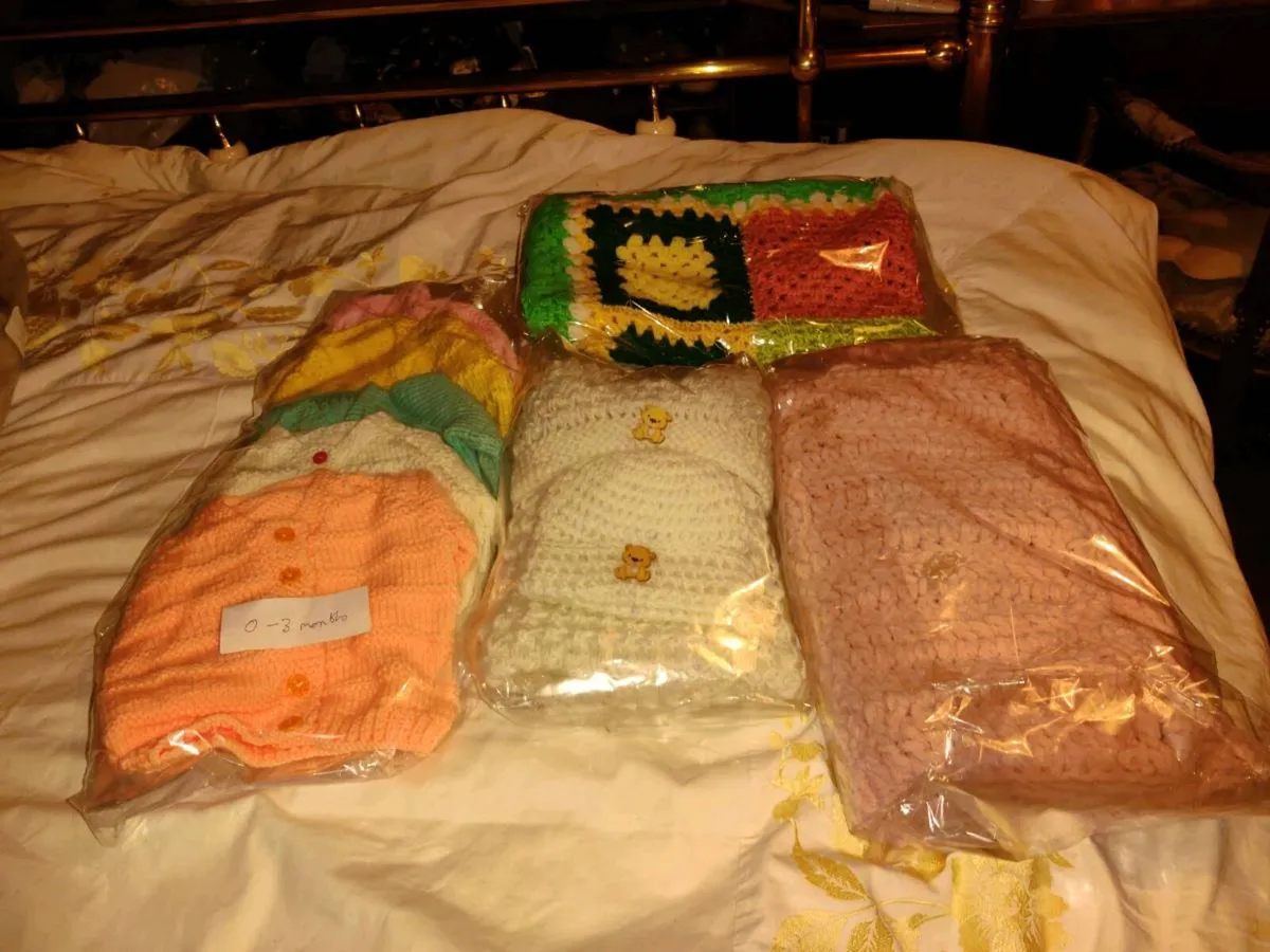 NEWBORN SET OF WOOLENS, 0-3 Months Old Hamper ! - Image 1