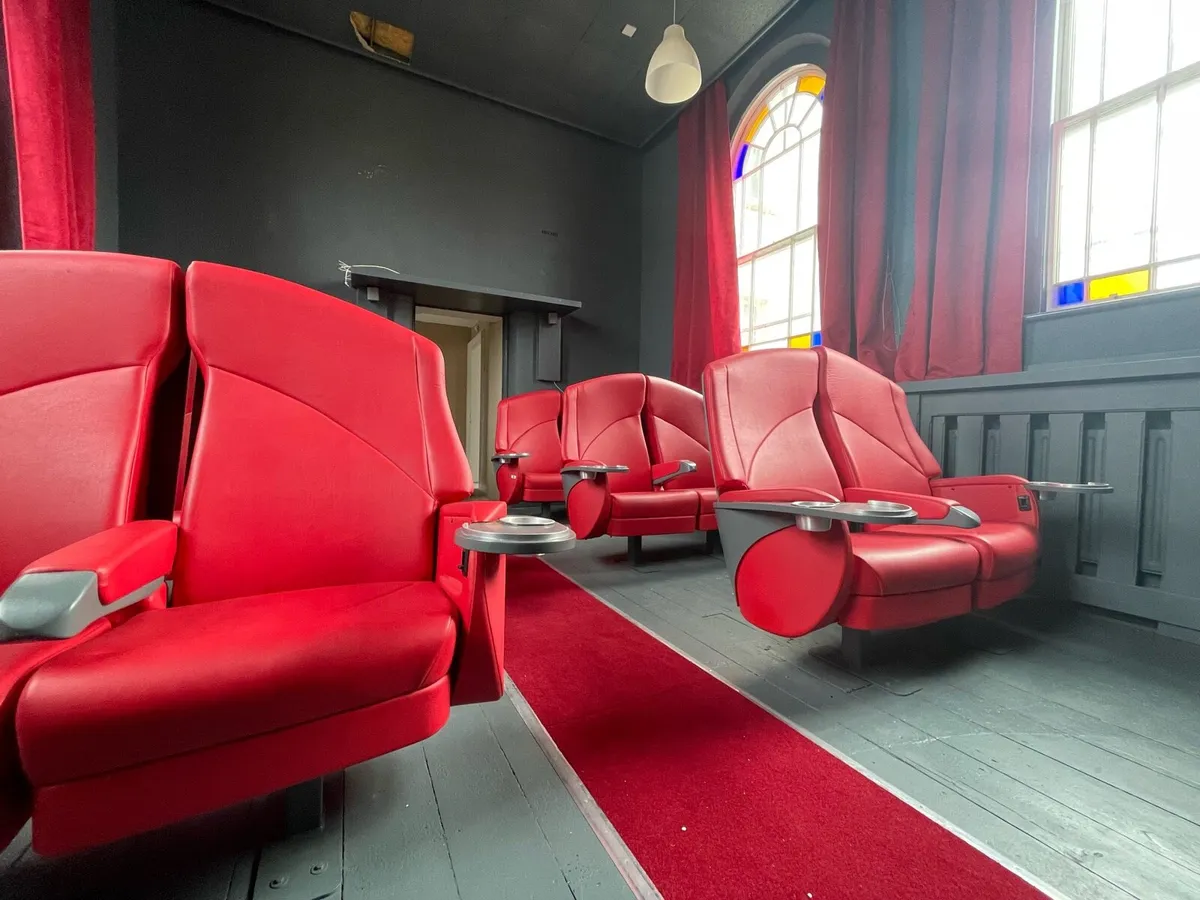 Cinema seats - Image 1