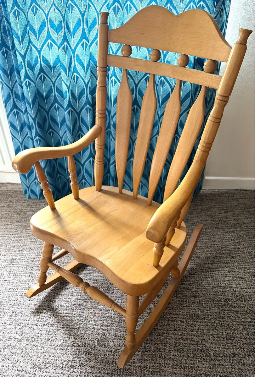 Rocking chair - Image 1