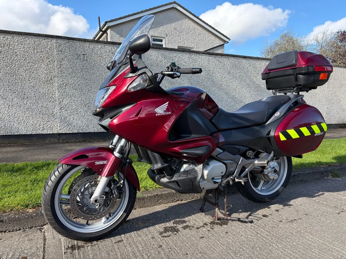 HONDA DEAUVILLE 700 *1 OWNER BIKE* - Image 4