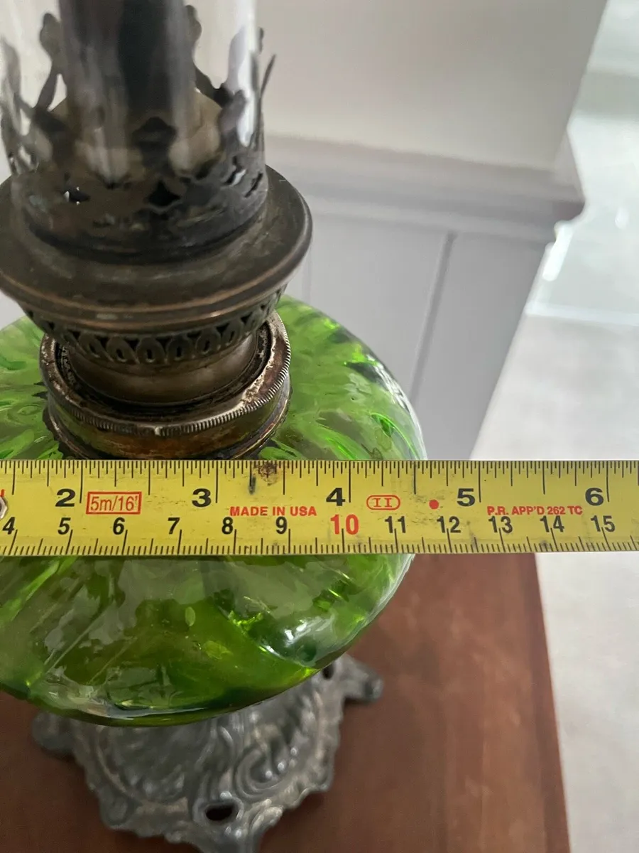 Vintage Oil Lamp - Image 4