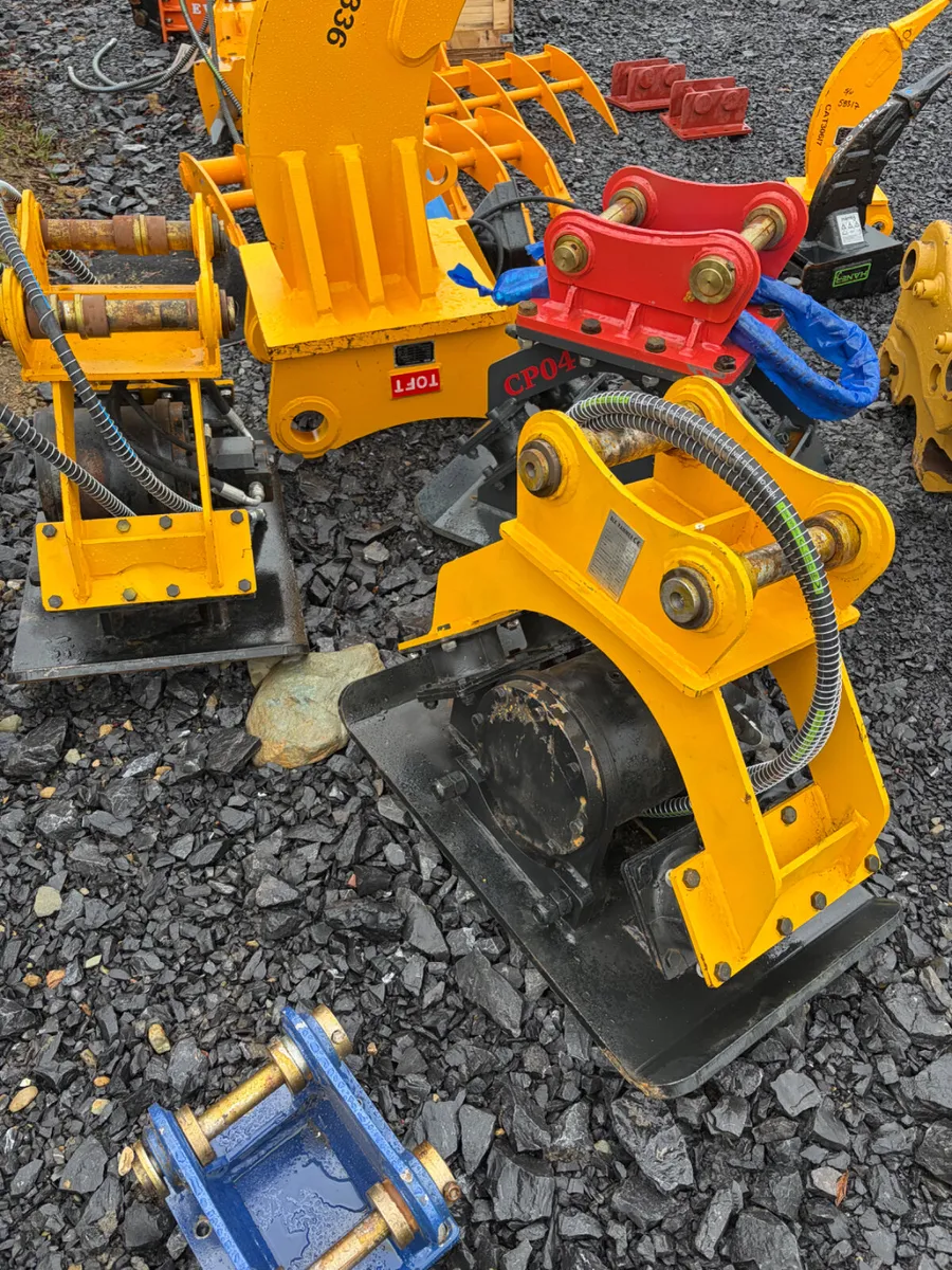 Unused Hydraulic compactors suit 4-9t digger - Image 3