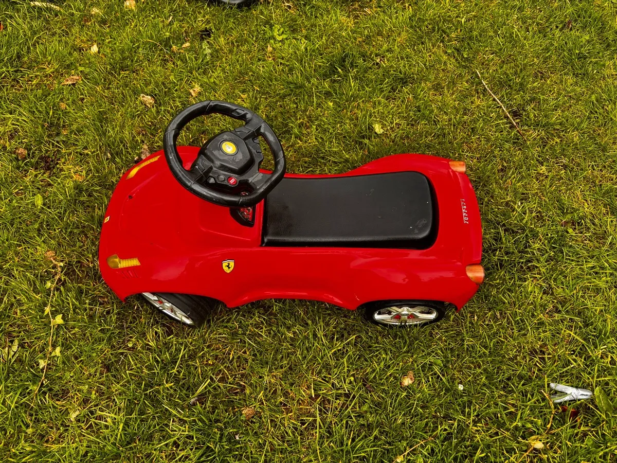 Ferrari toy car - Image 2