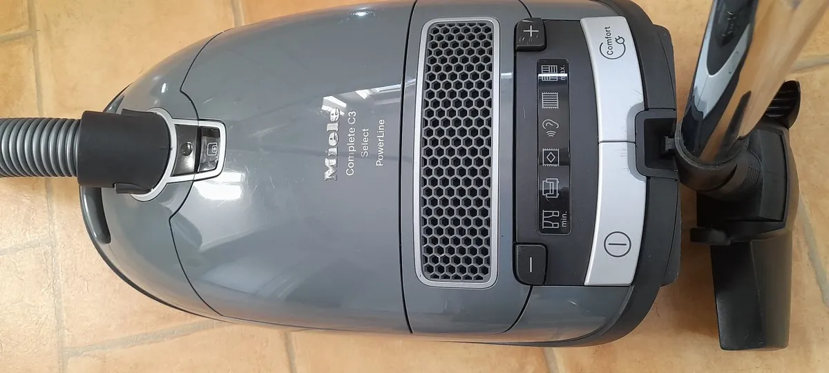 Miele vacuum/cleaner - Image 2