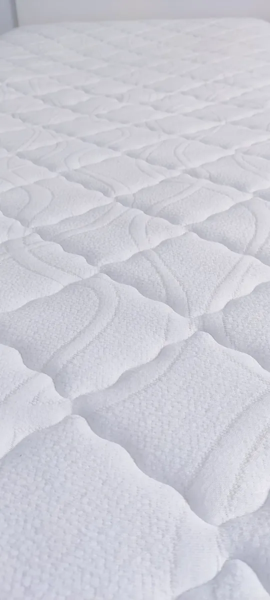 Double and single mattresses - Image 2