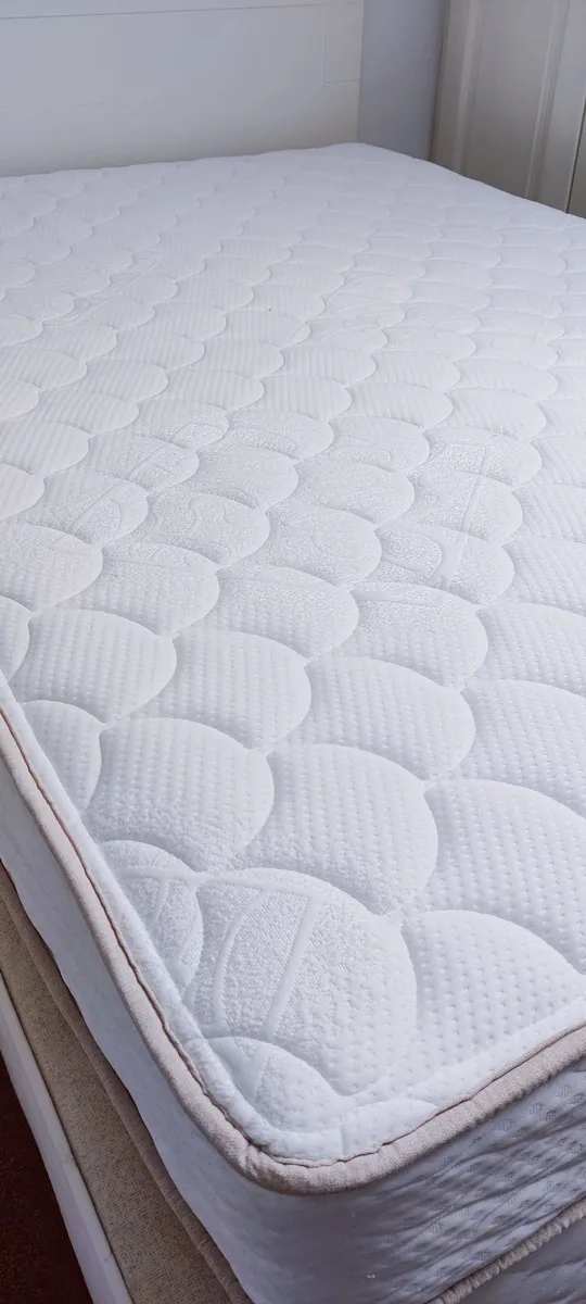 Double and single mattresses - Image 3