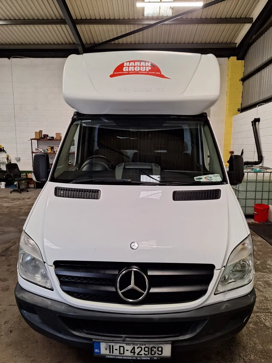 2011 Mercedes-benz Sprinter 313 CDI - Image 2