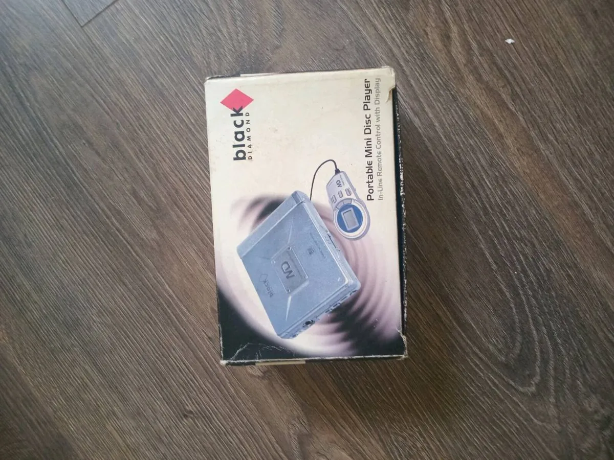 Black Diamond Mini Disc Player - Image 3