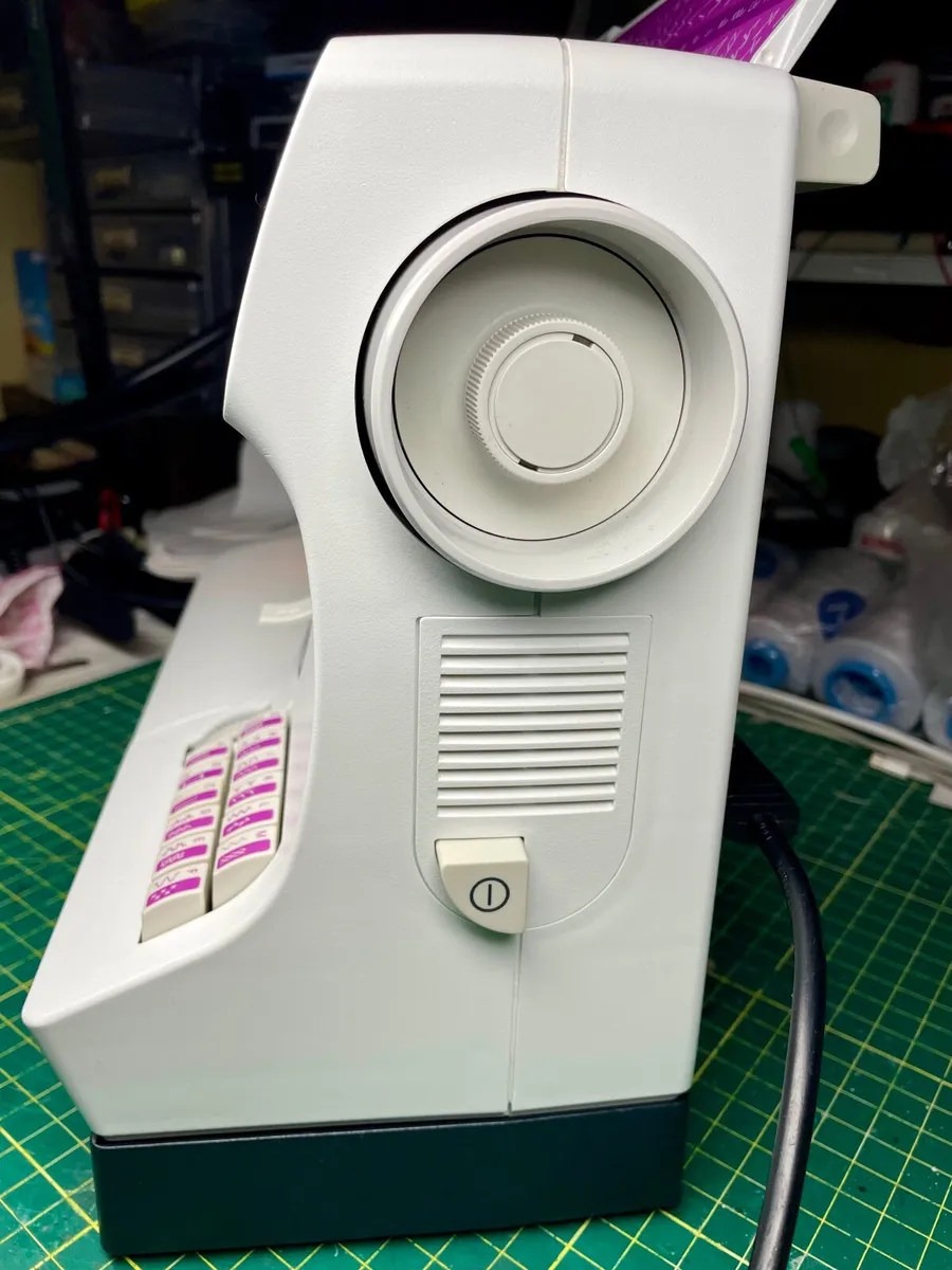 PFAFF Select 3.0 Sewing Machine - IDT - Serviced - Image 4