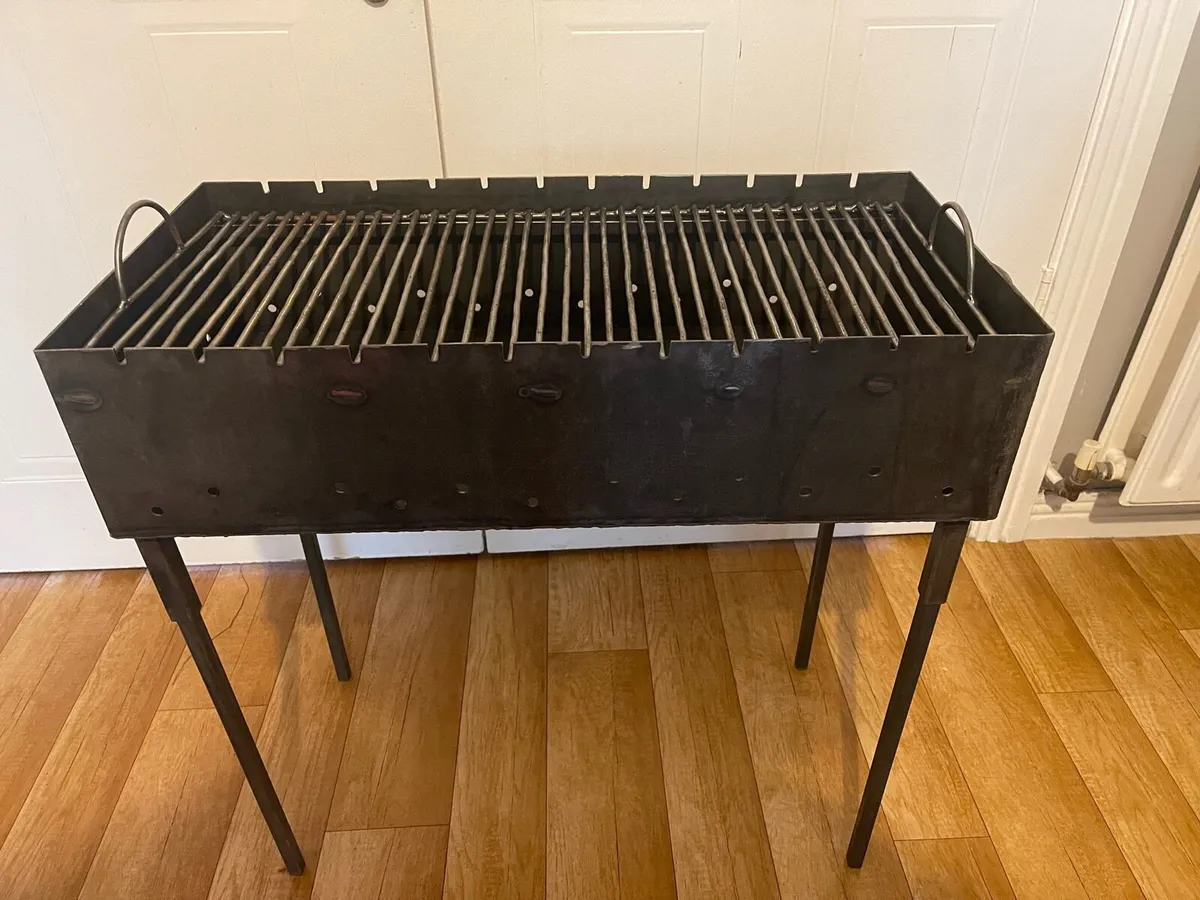 BBQ-GRILL - Image 1