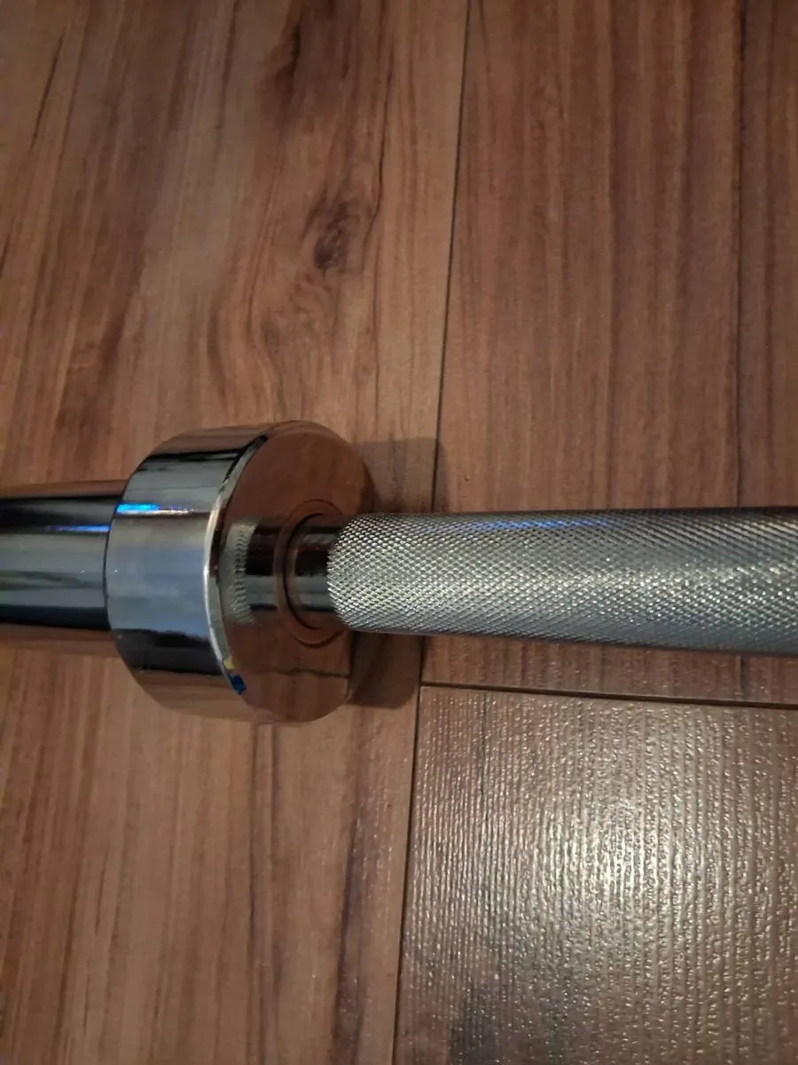 Olympic Barbell – Like New (1500lb Rated) - Image 1