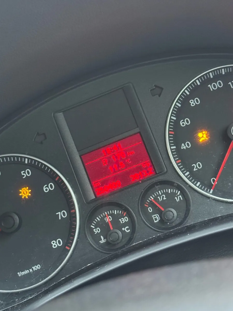 Vw golf mk5 1.4L - Image 4