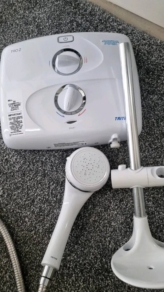 Triton T90z Electric Shower - Image 1