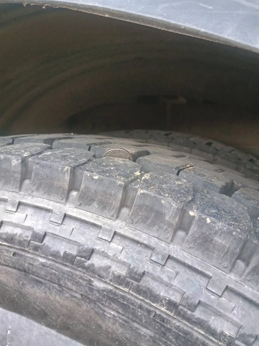 Scania p230 flat bed ex highway sign lorry - Image 4