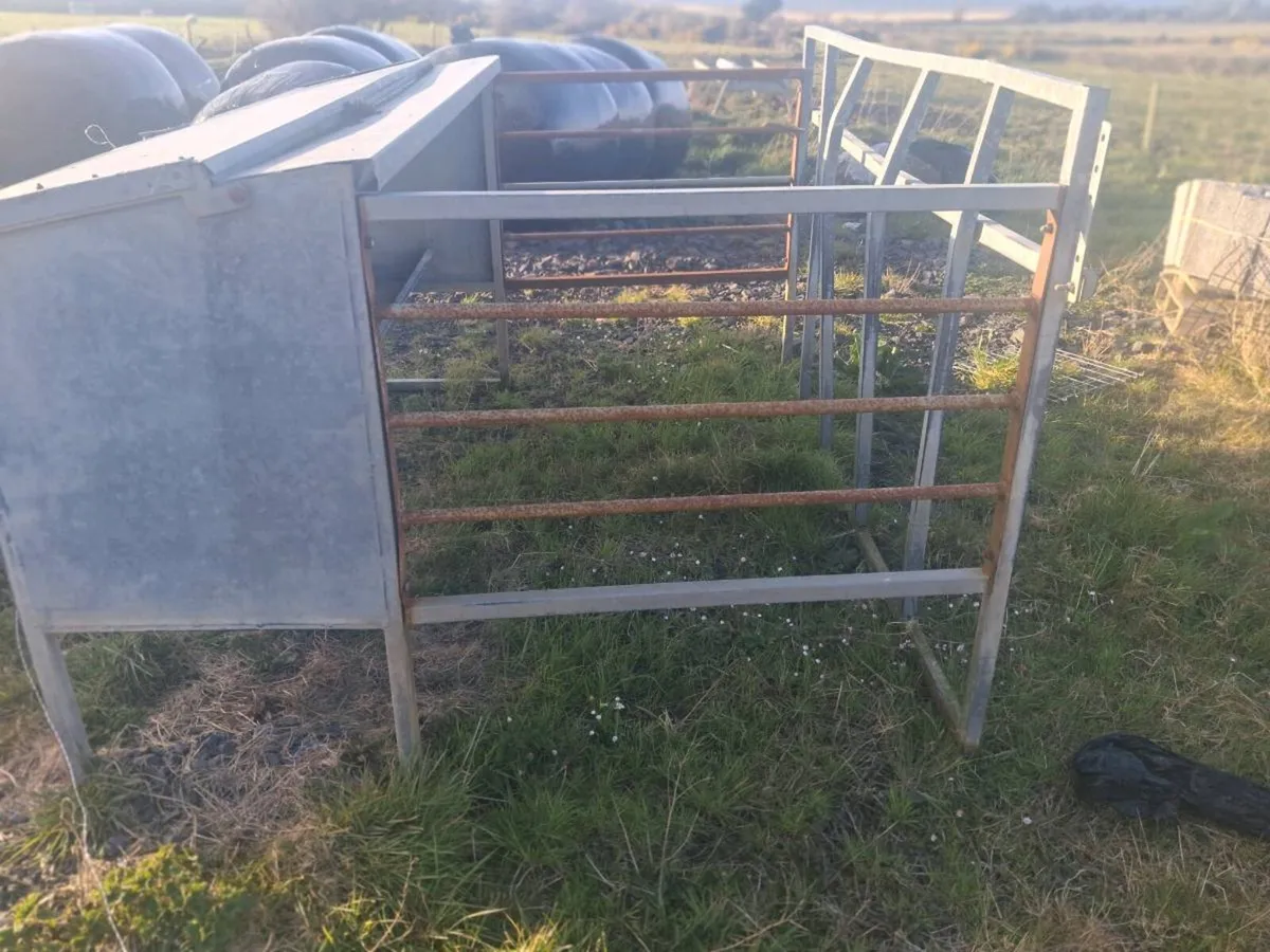 Creep Feeder for Calves - Image 1