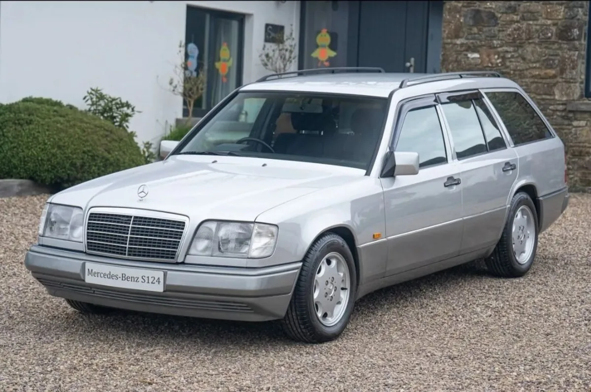 Mercedes-Benz E-Class 1994 - Image 2