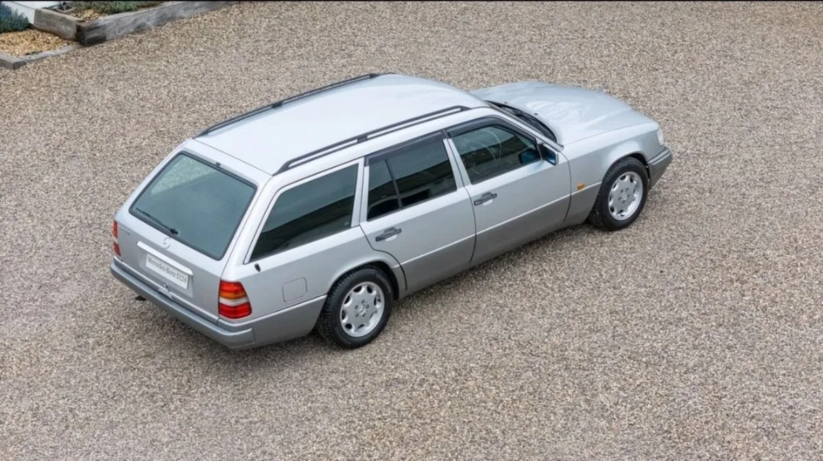 Mercedes-Benz E-Class 1994 - Image 1