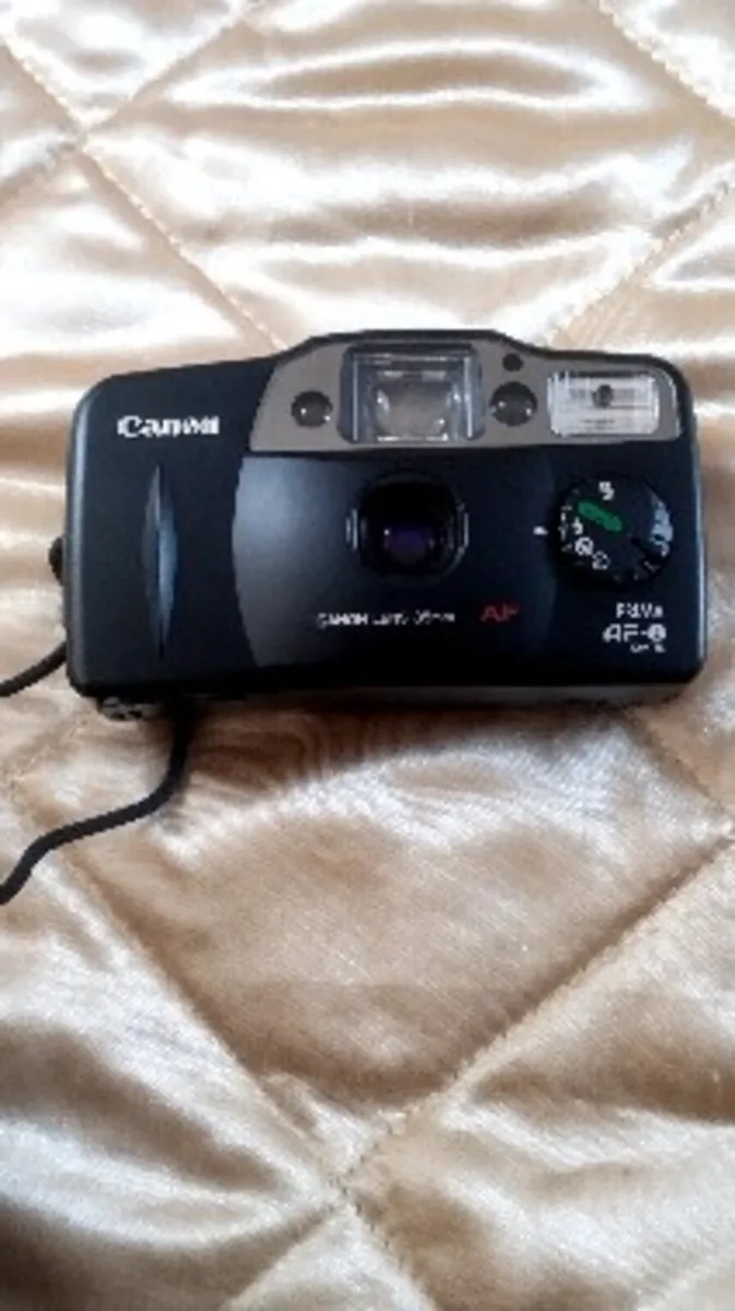 1990's Canon Af-8 date 35mm Camera - Image 1