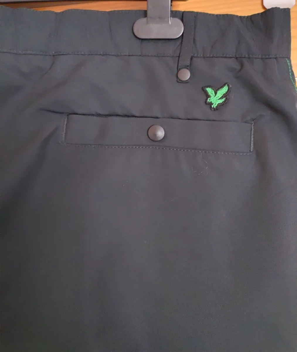 Lyle and Scott Green Eagle Club 38R - Image 1