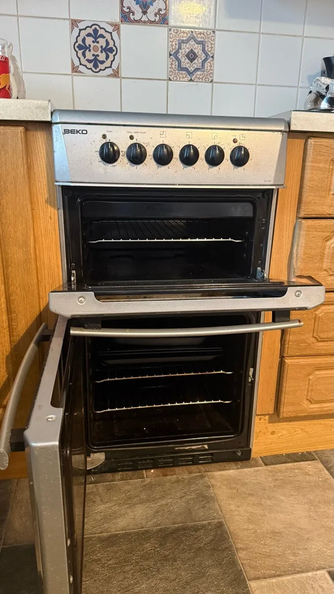 50cm Beko Double Oven Electric Cooker - Image 3