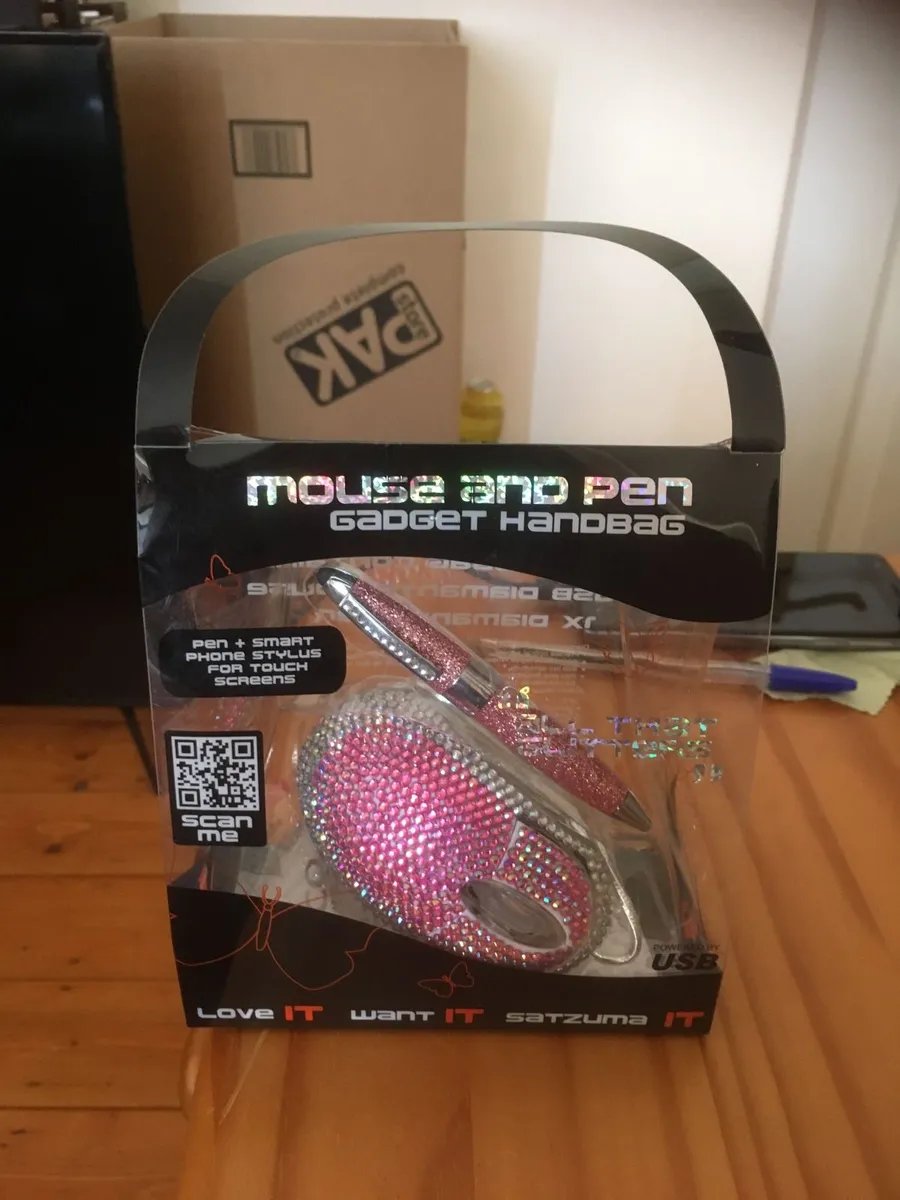 BRAND NEW and Sealed USB Mouse And Pen Set - Image 1