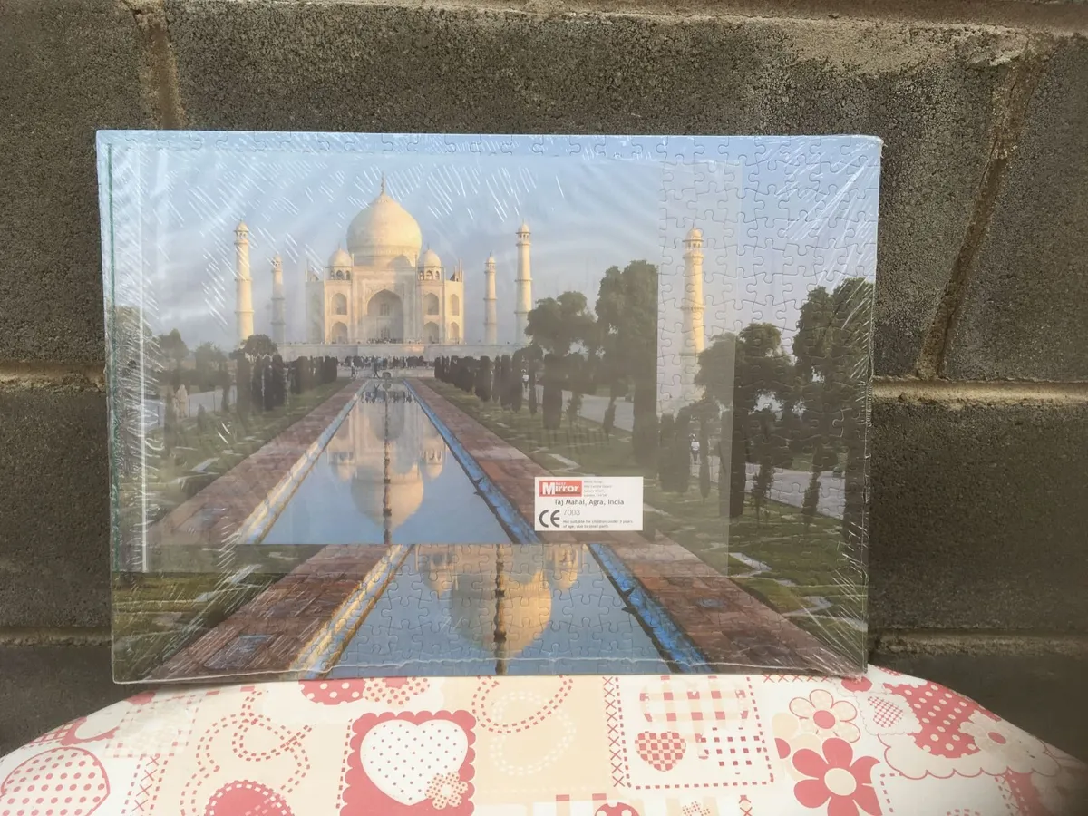 NEW Sealed 500 piece Jigsaw of Taj Mahal - Image 1