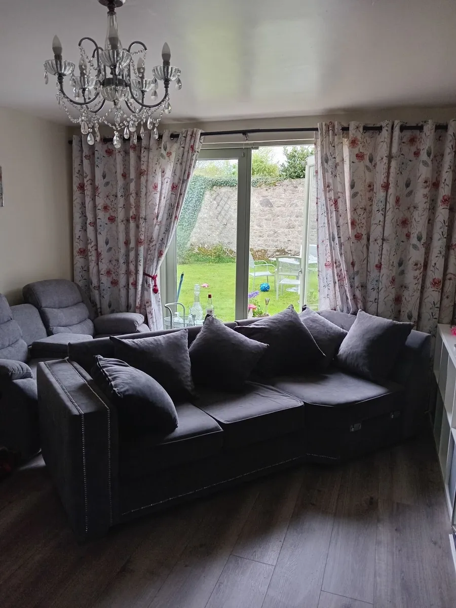 Suites furniture - Image 1