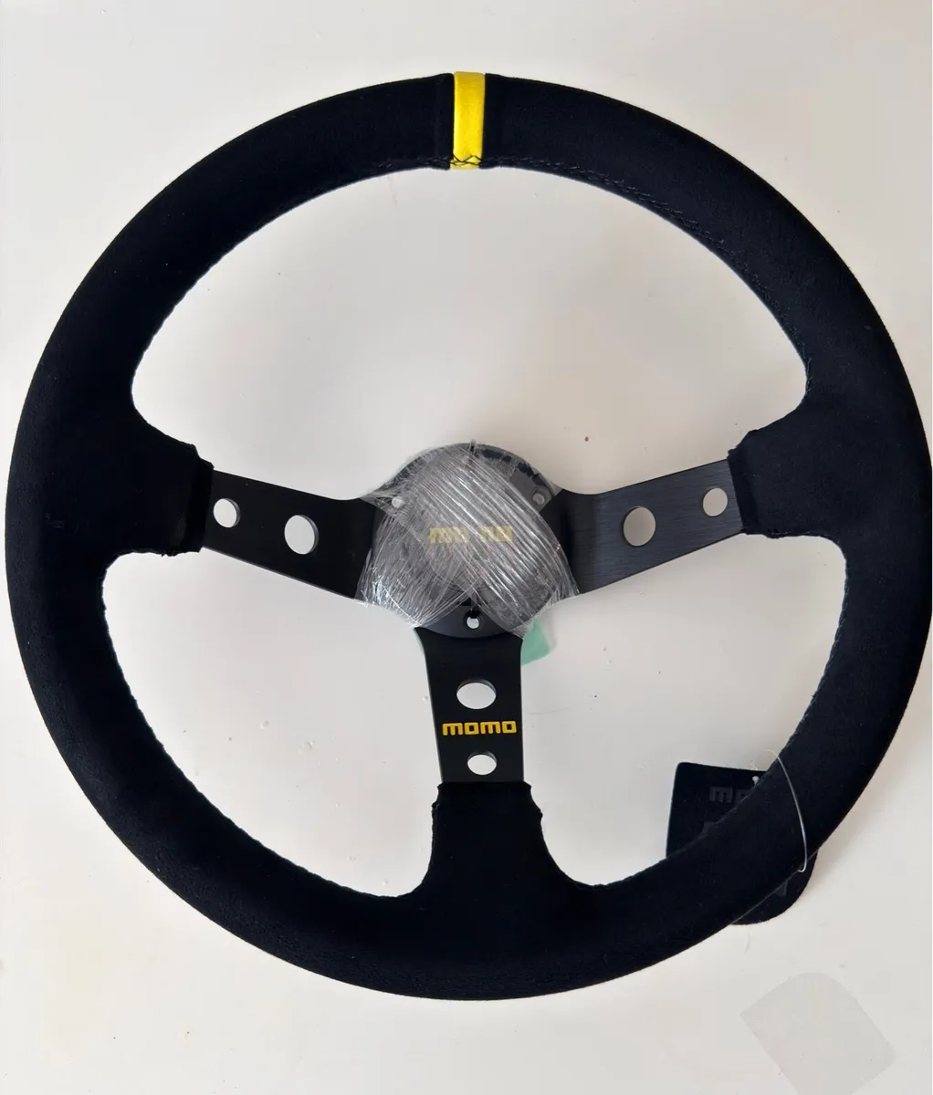 Momo sterering wheel new - Image 2