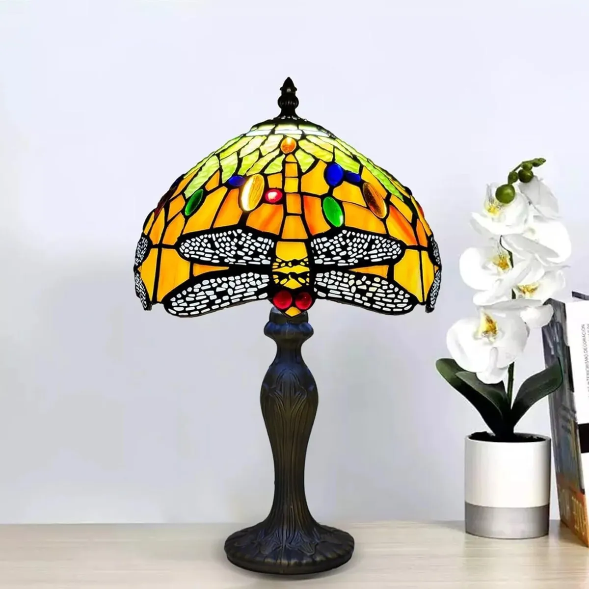 Tiffany Style Table Lamp Handcrafted 10 inch