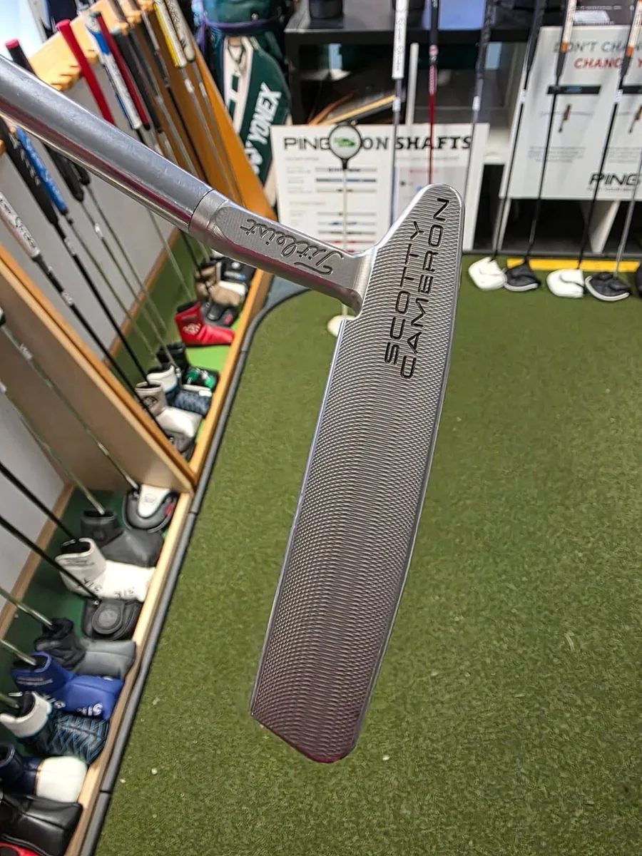 Scotty Cameron Special Select Newport 2.5 Putter - Image 4