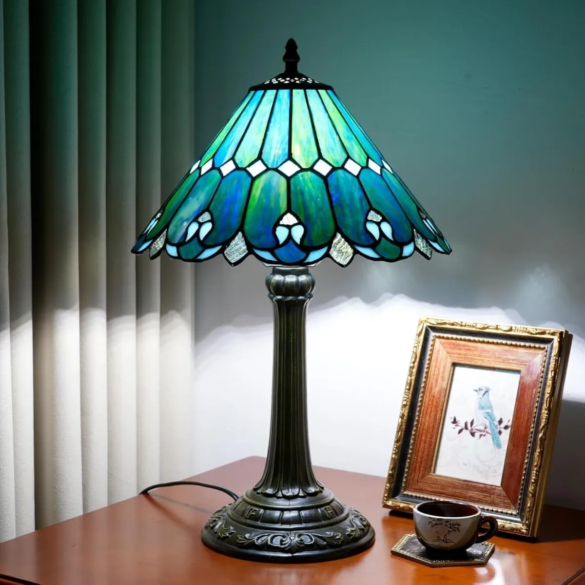 Tiffany Lamp Stained Glass 12x12x18 Inches - Image 2