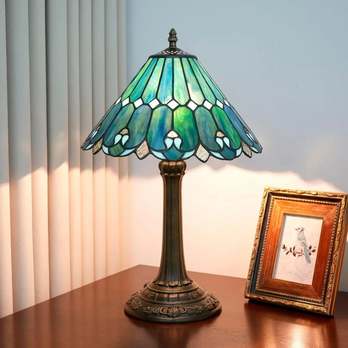 Tiffany Lamp Stained Glass 12x12x18 Inches - Image 4