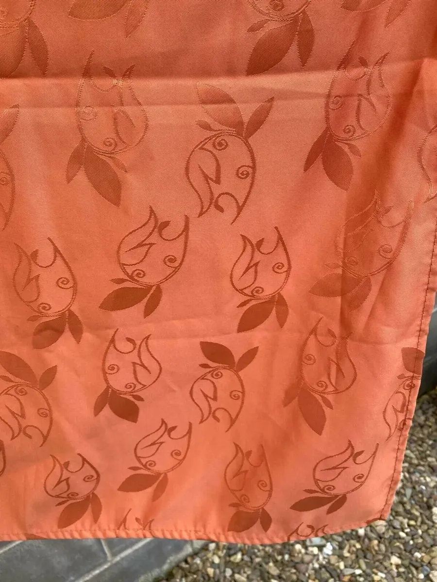 BRAND NEW Table Cloth - Image 1