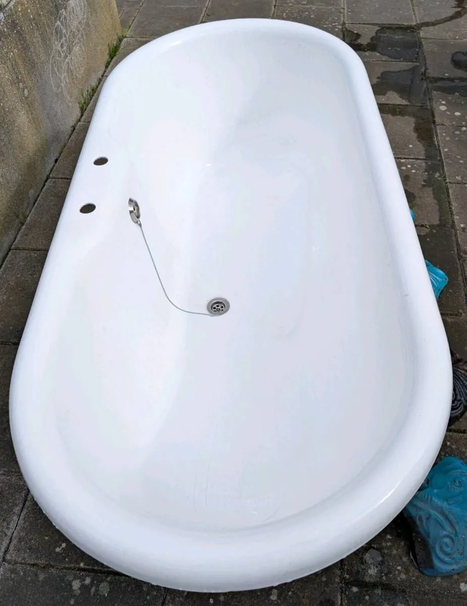 Cast Iron Bath - Image 3