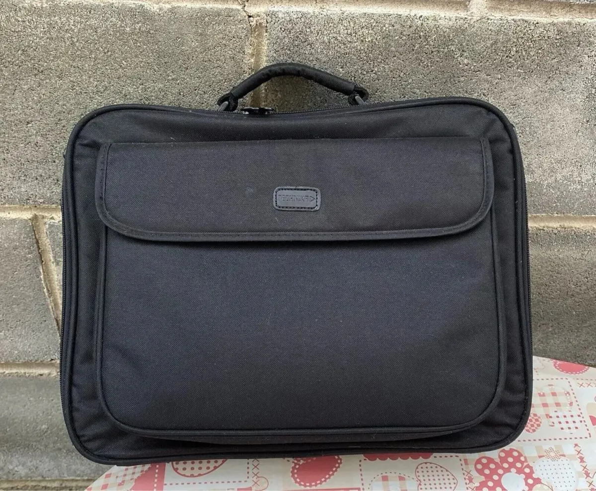 BRAND NEW Technika Laptop Bag 15.6" inch - Image 1