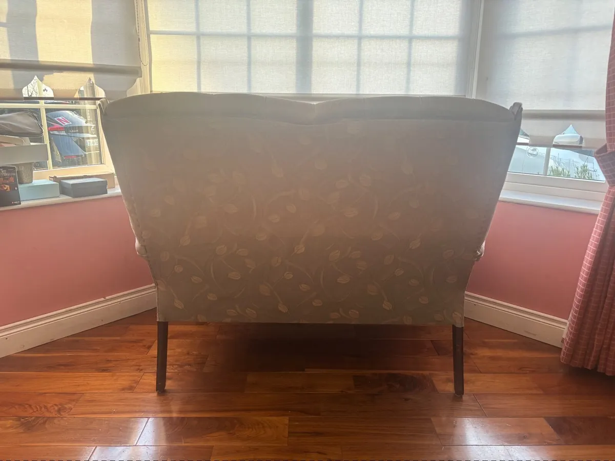 Suite of furniture - Image 2