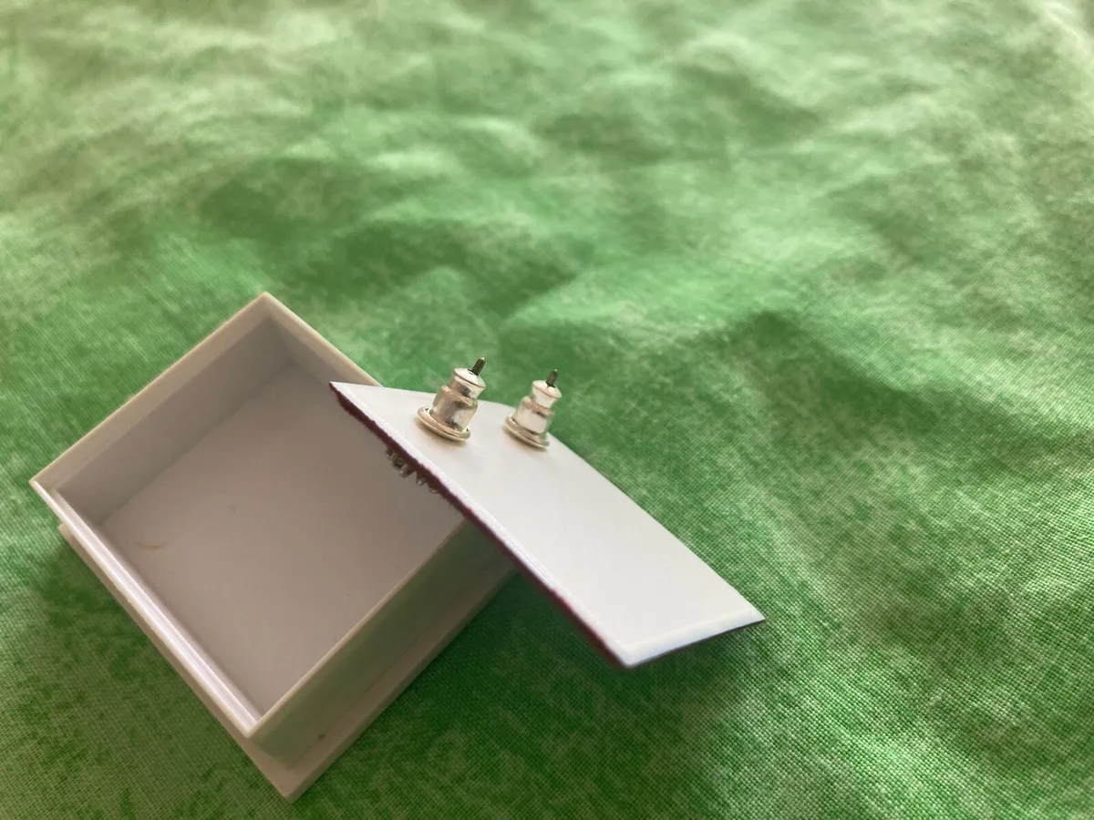 BNWT - Never worn Vintage Sterling Silver Earrings - Image 3