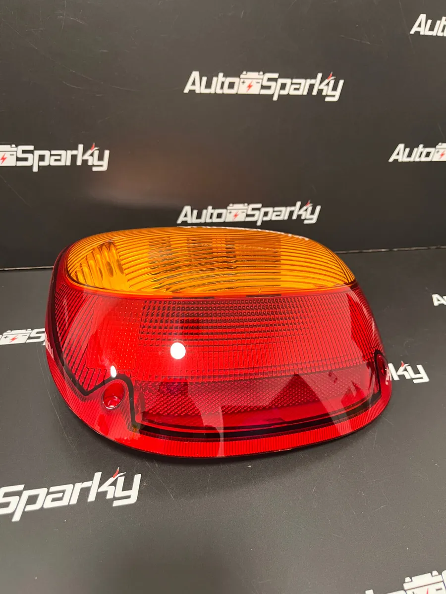 John Deere 20 / 30 Series LED Tail Light - Image 2