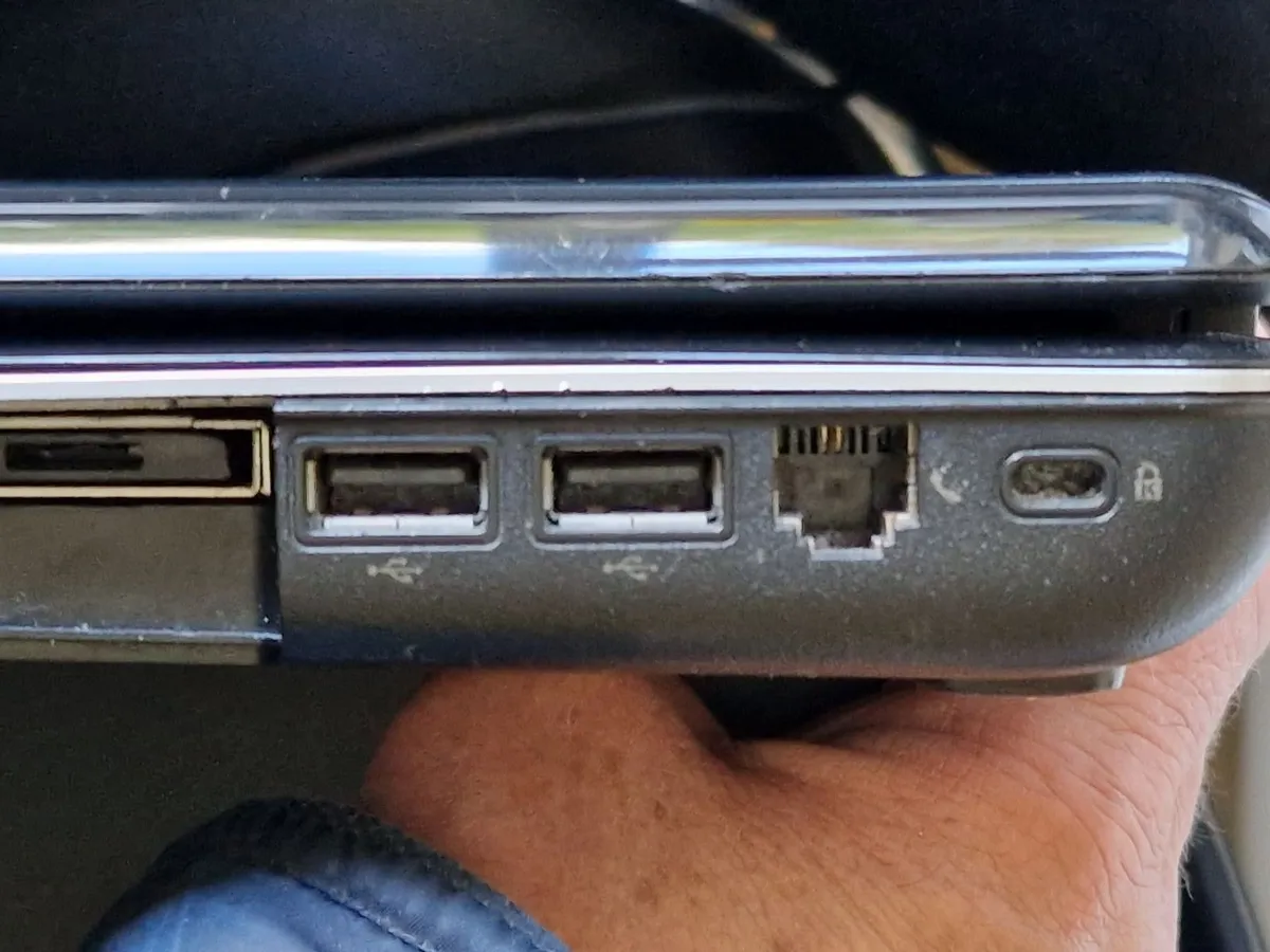 HP Laptop G60-100EM F1291EA#ABU 2GB Ram Windows 10 - Image 4