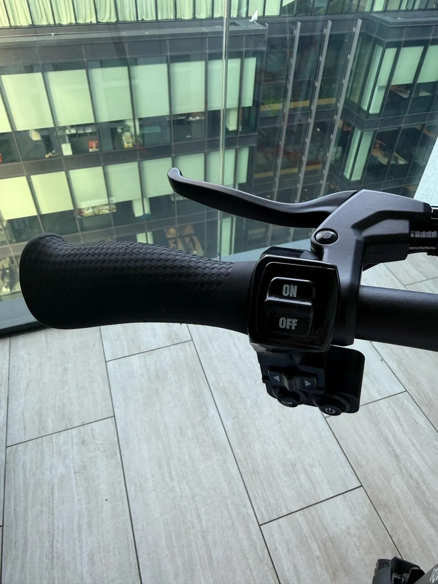 KuKirin G2 Pro Electric Scooter - Image 4