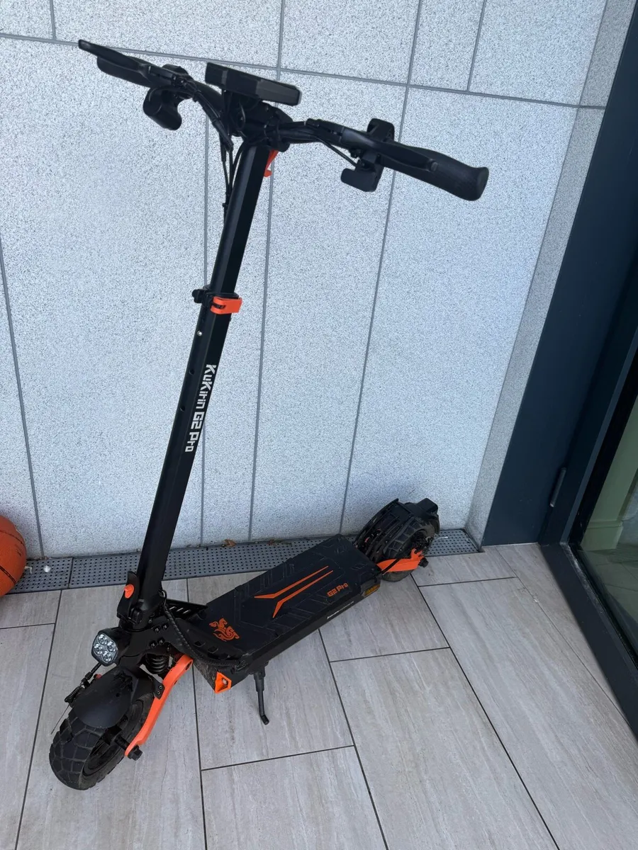 KuKirin G2 Pro Electric Scooter - Image 1