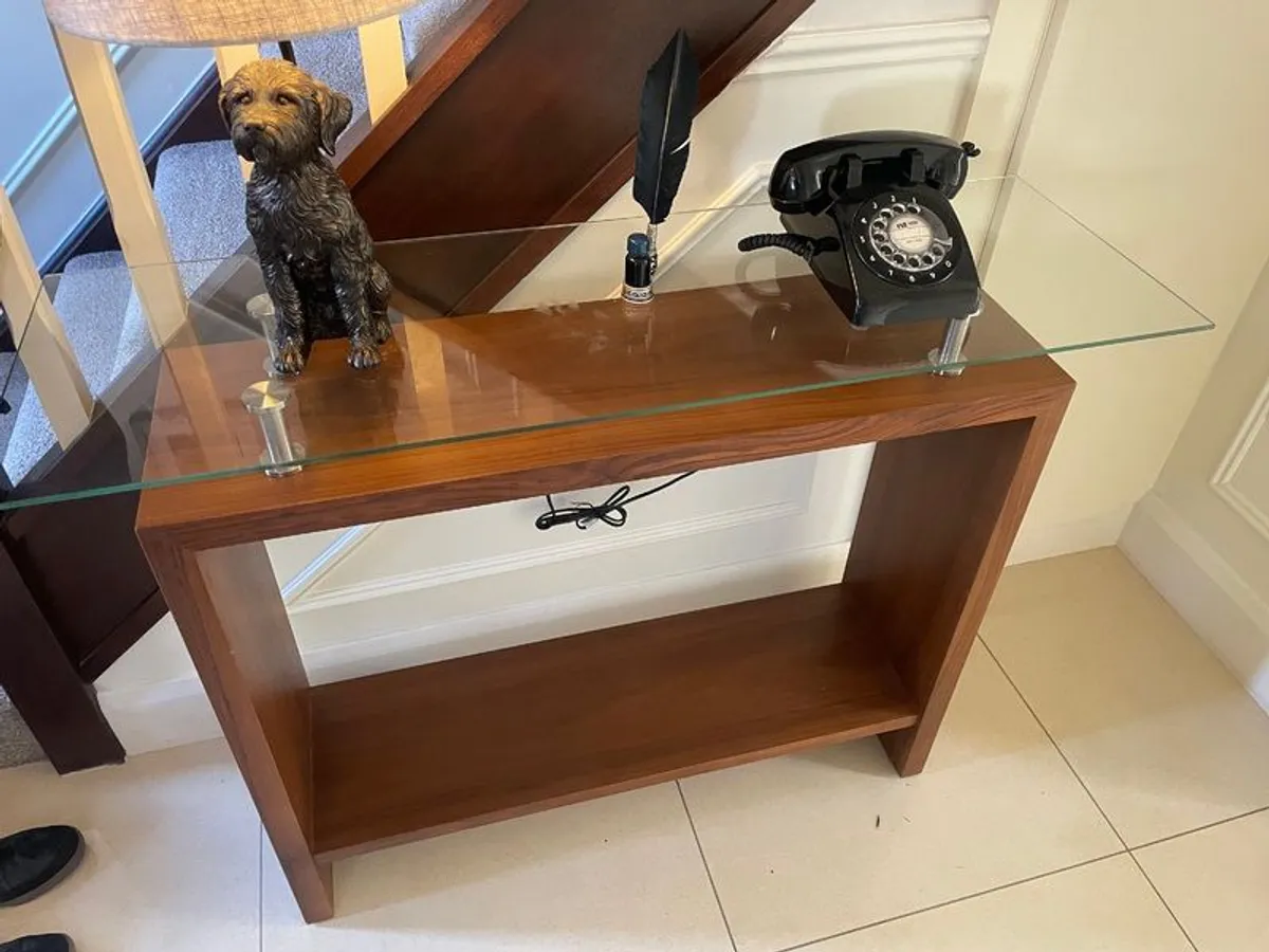 Console/hallway table - Image 1