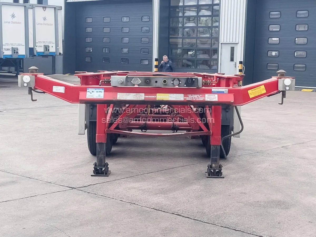 2022 DENNISON SLIDING SKELETAL TRAILER - Image 2