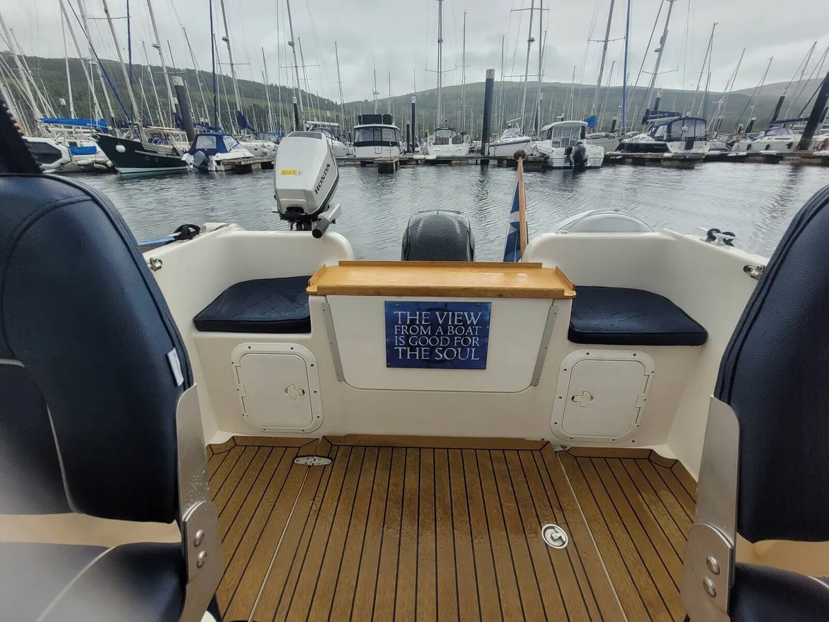 Landau 20 harbour launch - Image 2