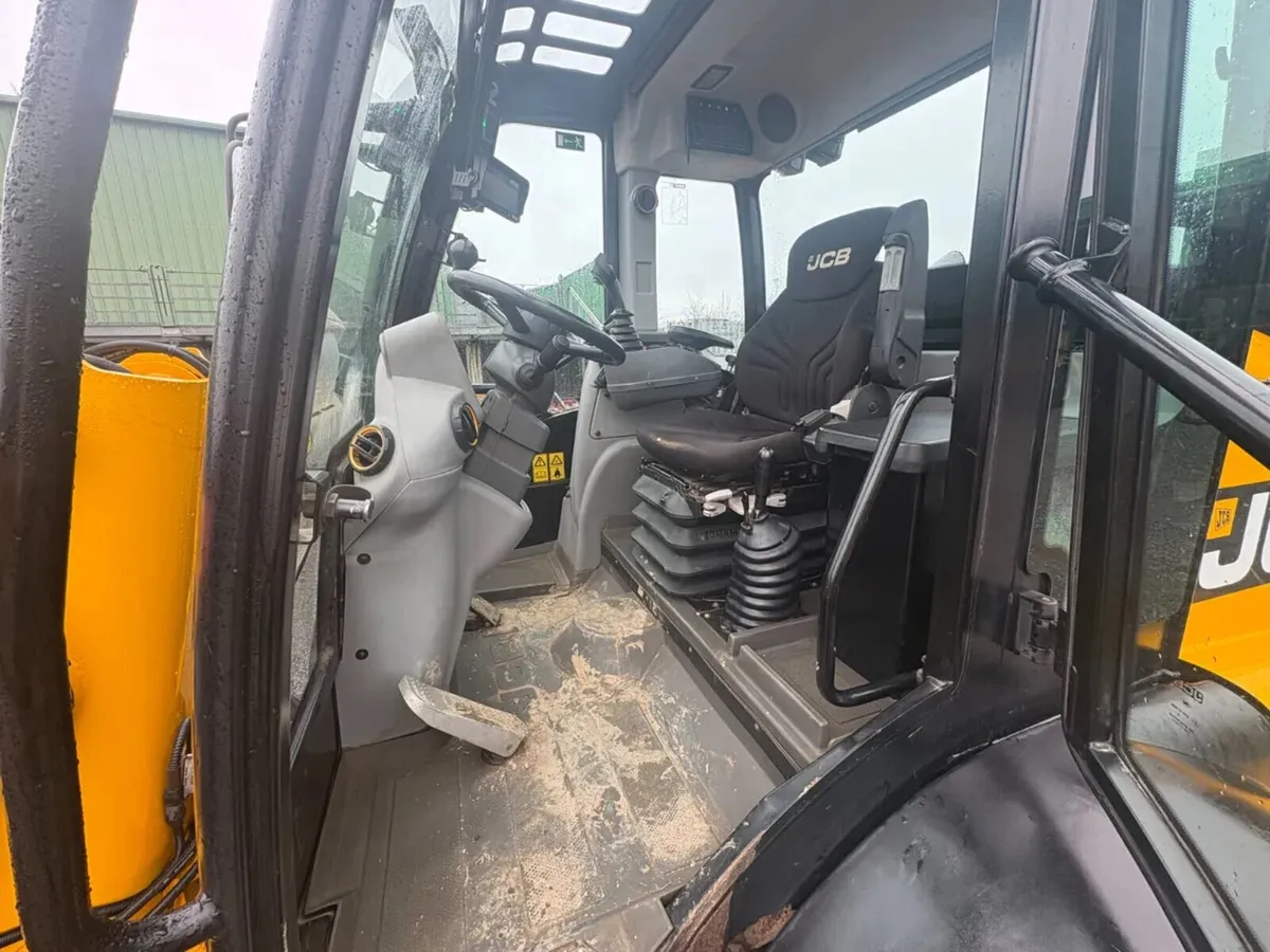 JCB TM320S - Image 4