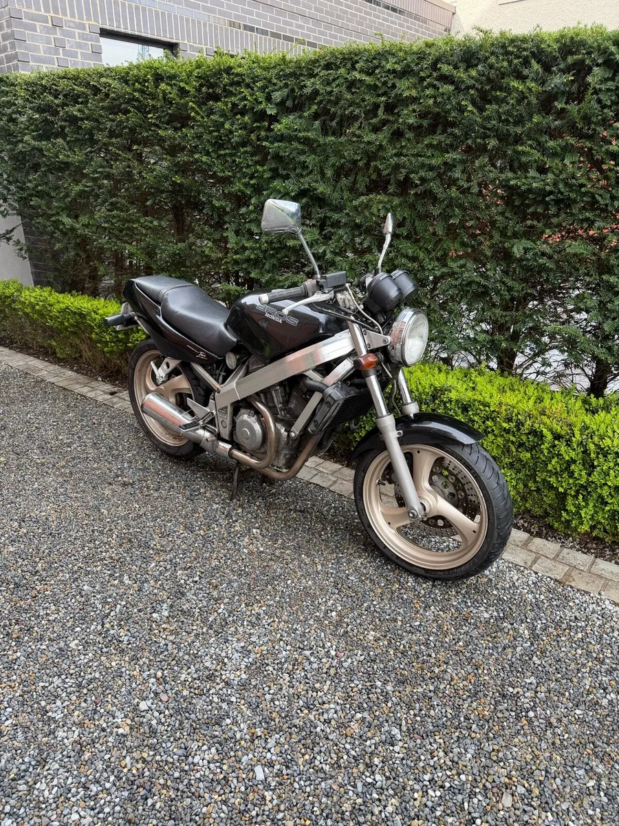Honda Bros 400 A2 Legal - Image 1