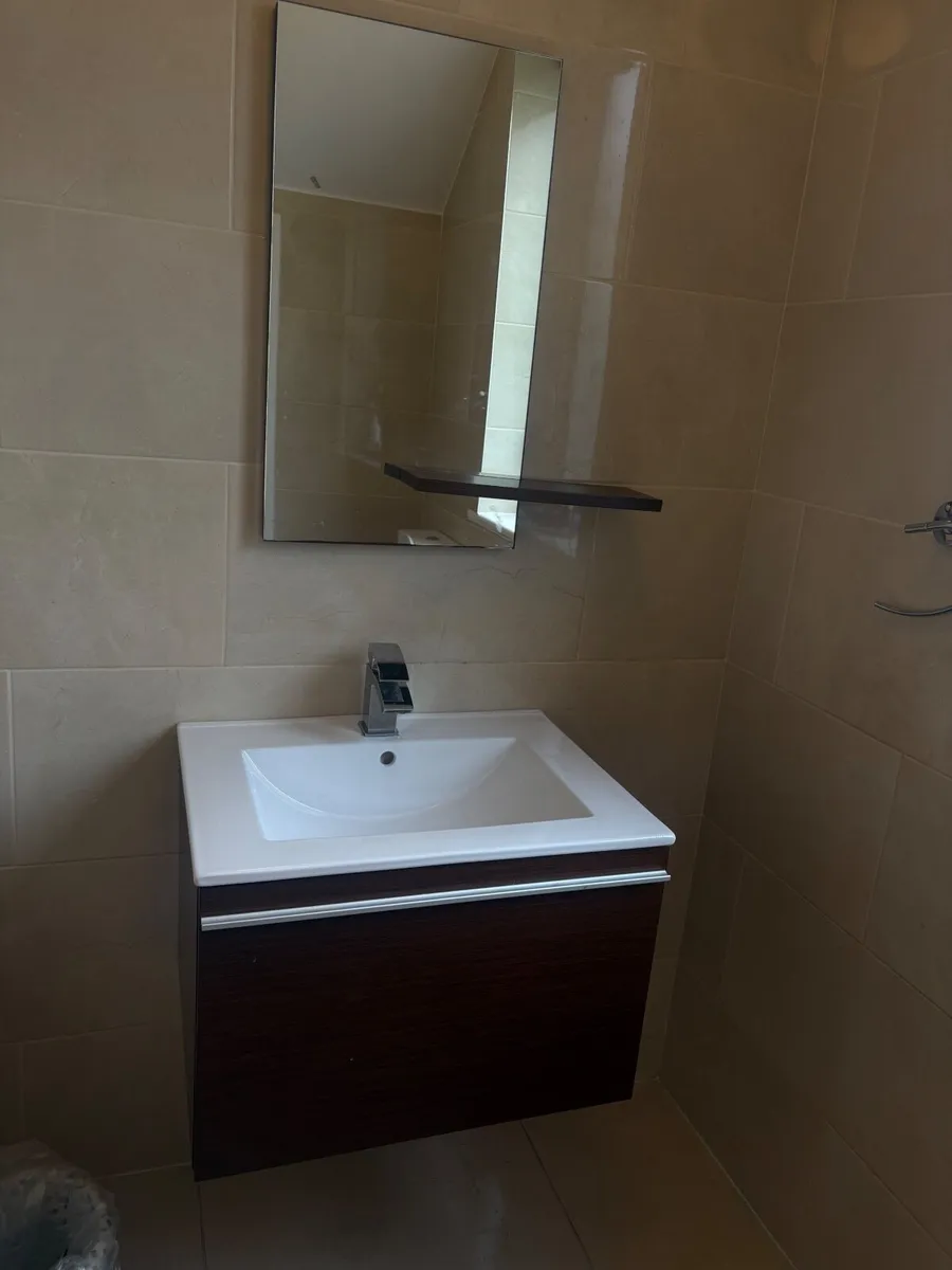 Sink with Vanity Unit - Image 2